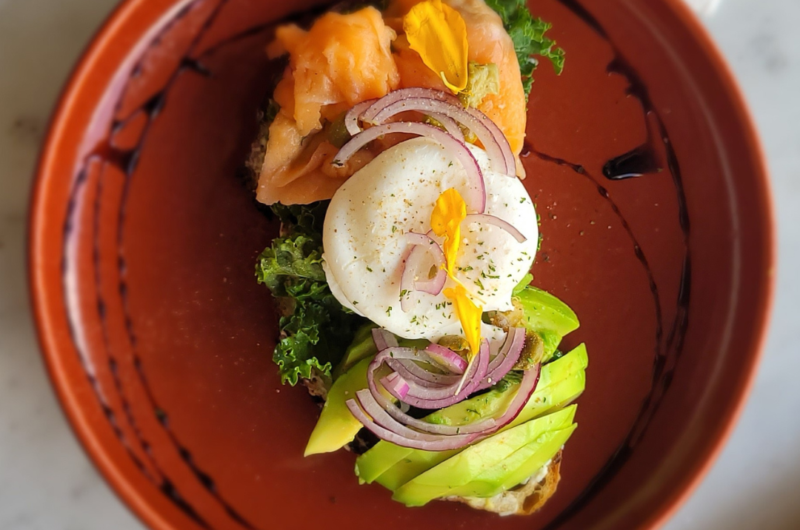 Salmon on toast