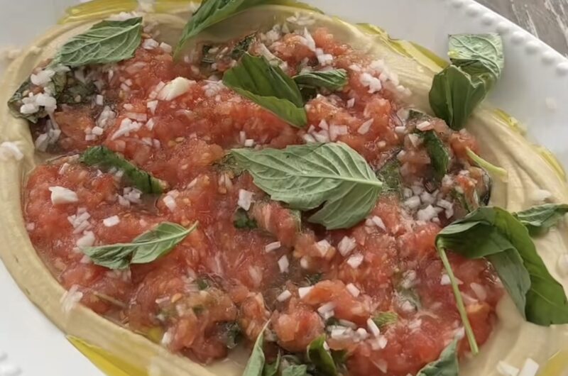 Hummus with Grated Tomato and Fresh Basil